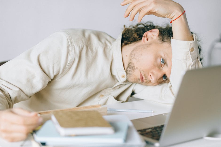 Burnout Isn't a Personality Flaw: How to Spot the Early Warning Signs Before It Becomes a Crisis
