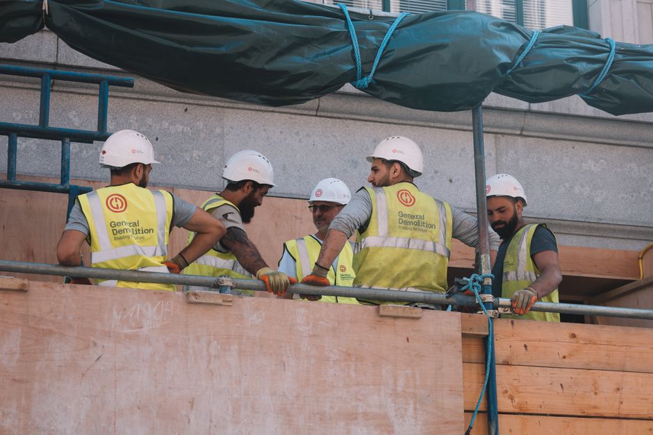 Small Sites, Big Risk: How 4-Person Teams Can Stop Being Construction's Deadliest Setup