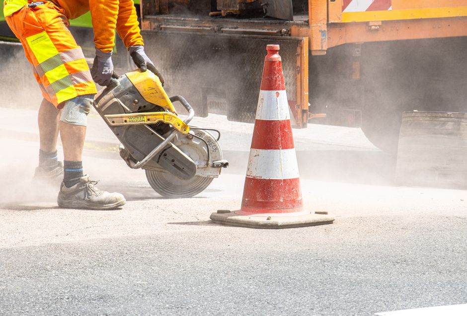 The Dust You Can't See: Why Silica Masks Fail (And What Actually Works)